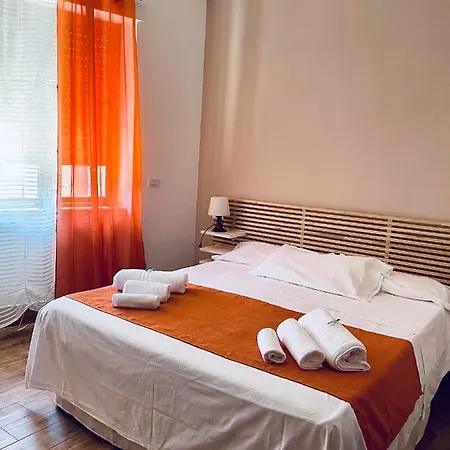 Bed & Breakfast Napoli Central Station Naples